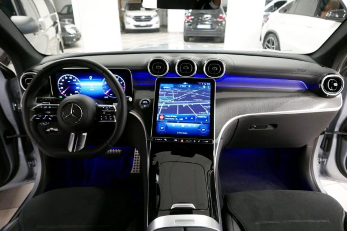 Mercedes-Benz GLC 200 4Matic Mild Hybrid AMG Premium (7)