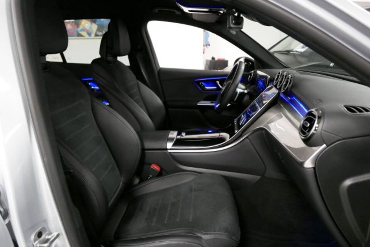 Mercedes-Benz GLC 200 4Matic Mild Hybrid AMG Premium (9)