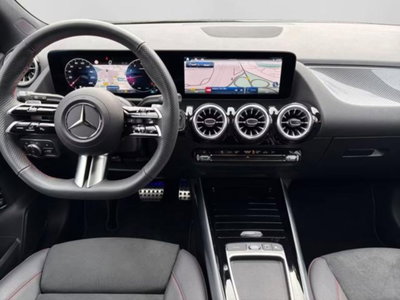 Mercedes-Benz GLA SUV 180 Automatic Premium (10)