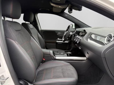 Mercedes-Benz GLA SUV 180 Automatic Premium (15)