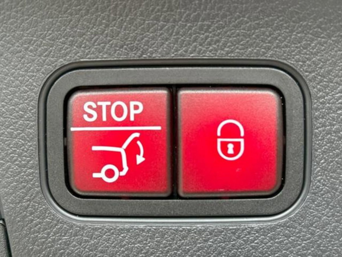 Mercedes-Benz GLA SUV 180 Automatic Premium (17)