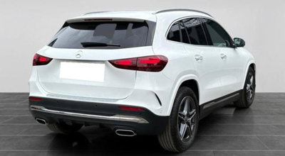 Mercedes-Benz GLA SUV 180 Automatic Premium (5)