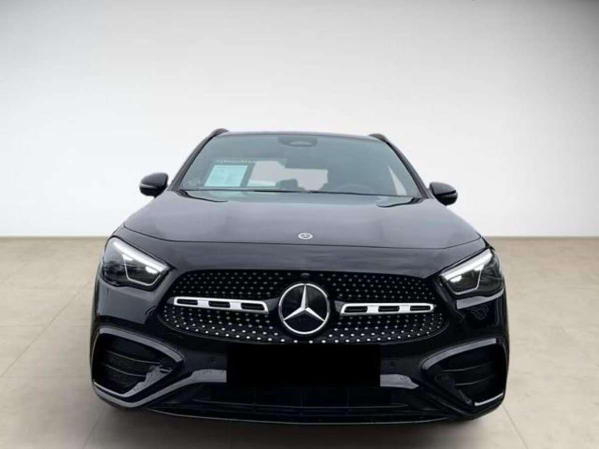 Mercedes-Benz GLA SUV 200 d AMG Line Premium Plus 4matic auto (2)