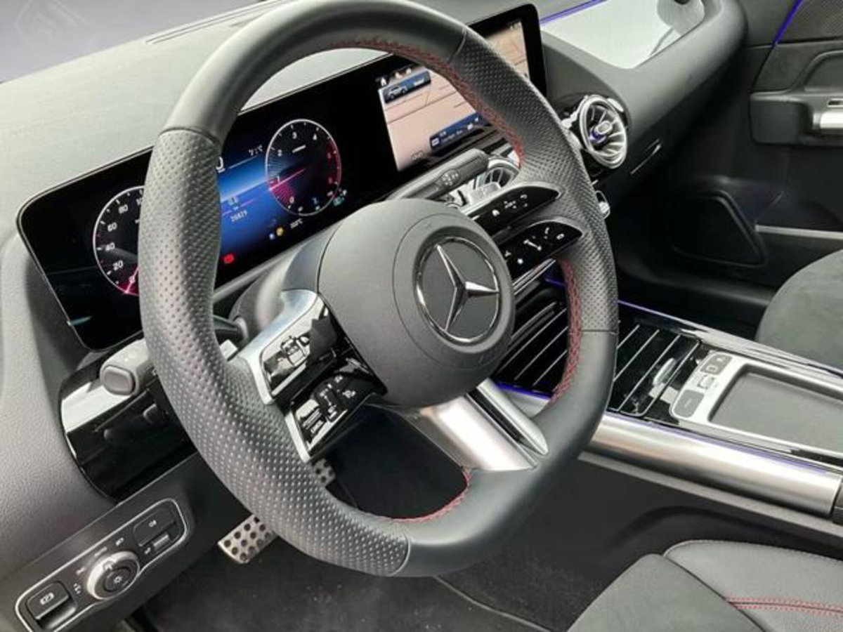 Mercedes-Benz GLA SUV 200 d AMG Line Premium Plus 4matic auto (9)