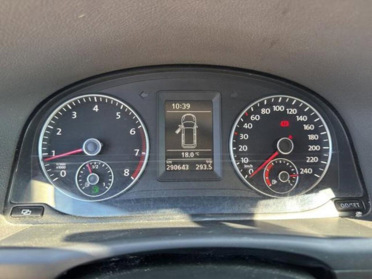 Volkswagen Touran 1.4 TSI Comfortline EcoFuel (11)