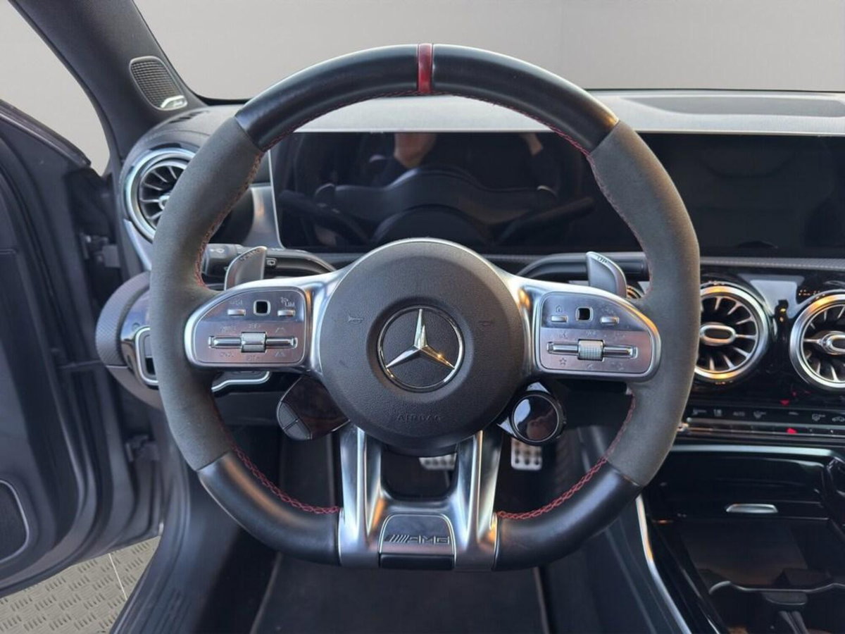 Mercedes-Benz Classe A 45S AMG 4Matic+ (10)