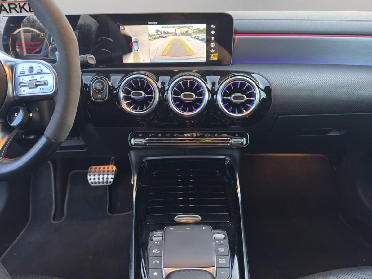 Mercedes-Benz Classe A 45S AMG 4Matic+ (14)