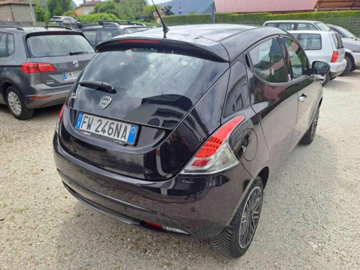 Lancia Ypsilon 1.2 69 CV 5 porte GPL Ecochic Elefantino (12)