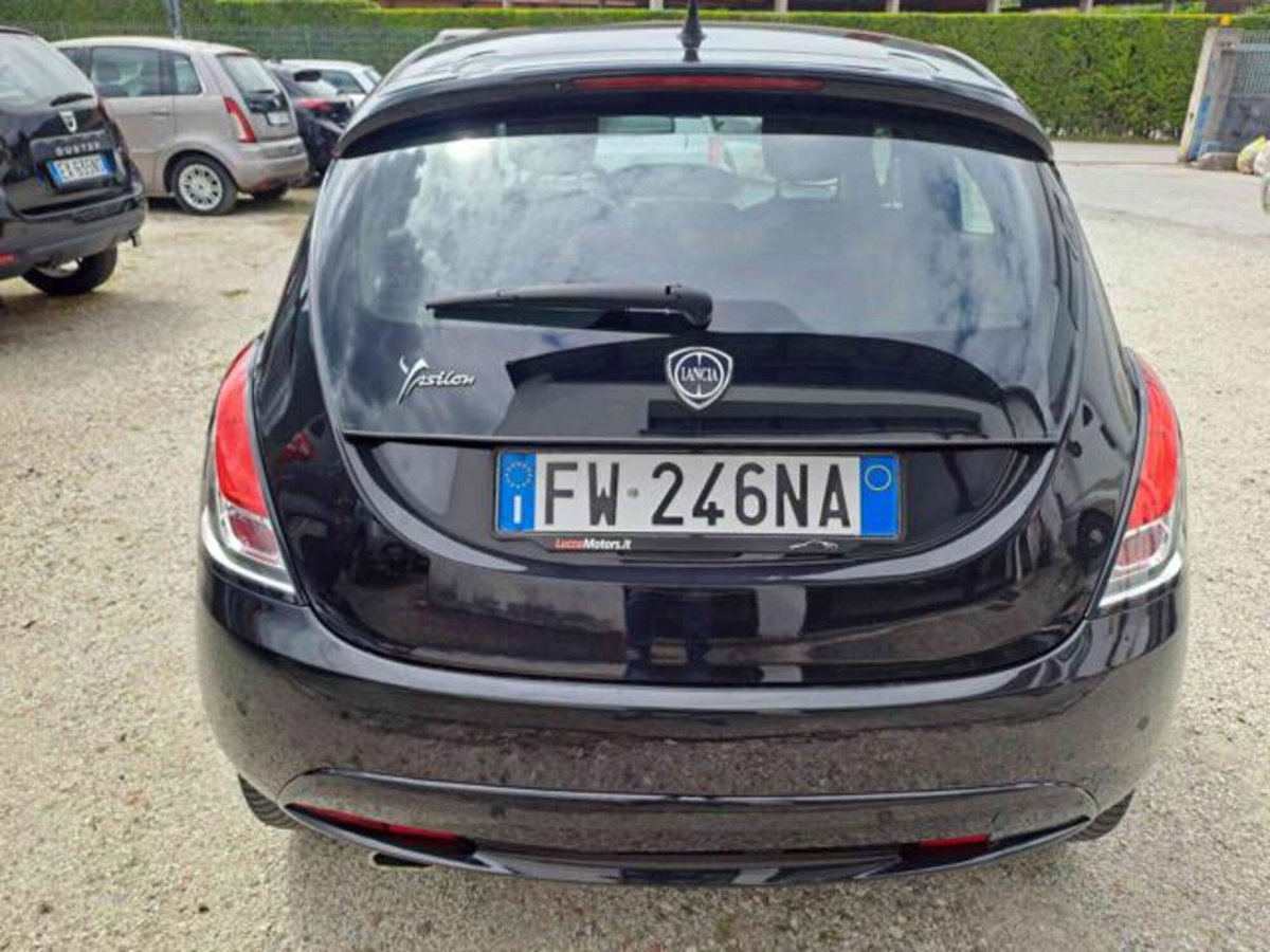 Lancia Ypsilon 1.2 69 CV 5 porte GPL Ecochic Elefantino (13)