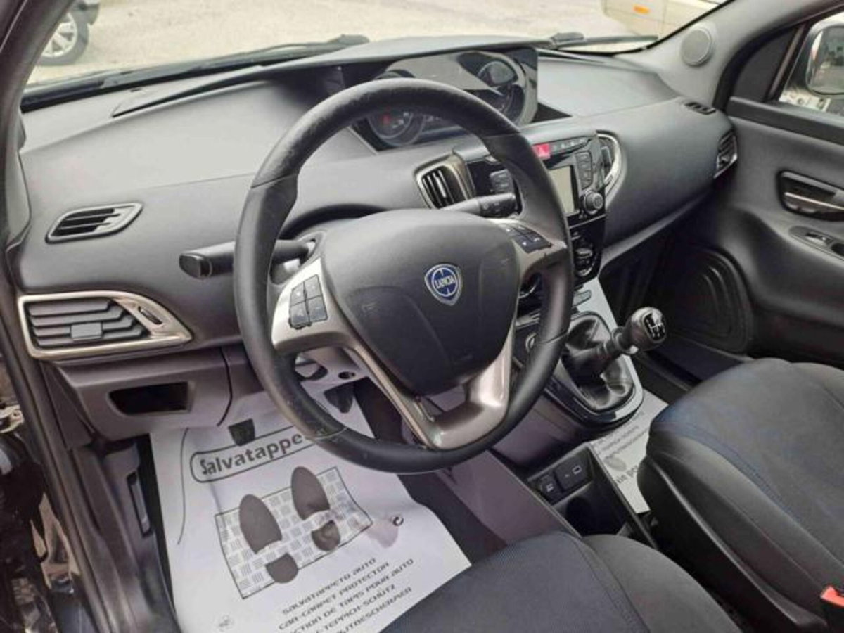 Lancia Ypsilon 1.2 69 CV 5 porte GPL Ecochic Elefantino (6)