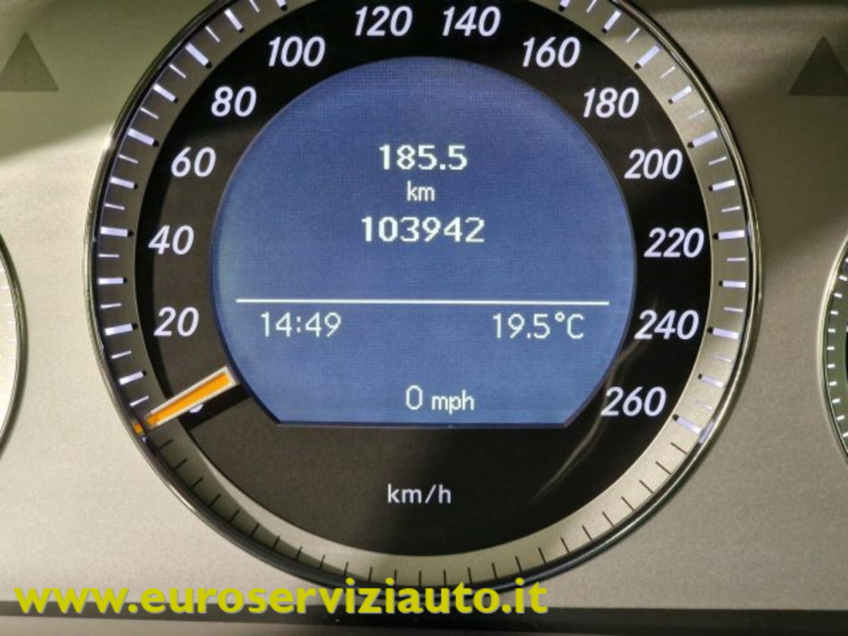 Mercedes-Benz Classe C 180 Kompressor Avantgarde (13)