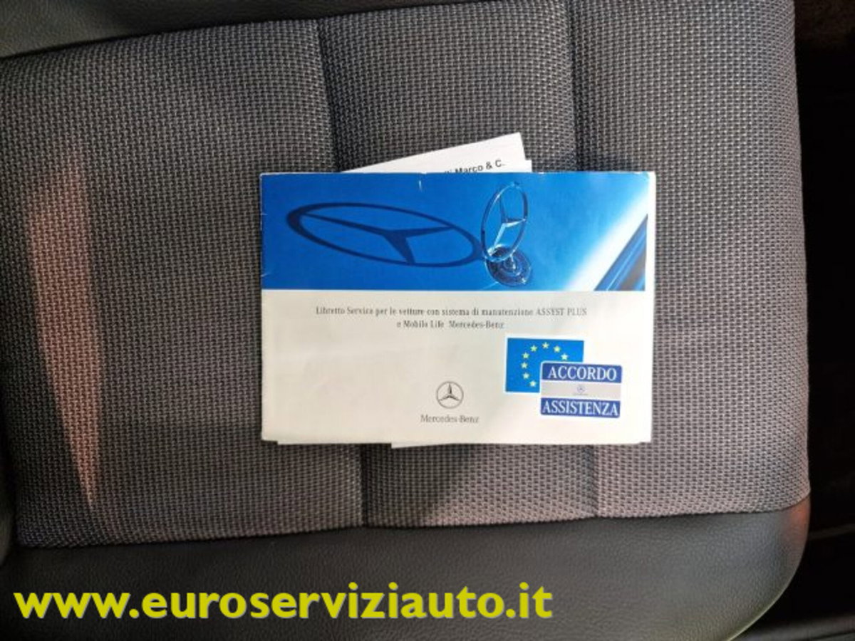 Mercedes-Benz Classe C 180 Kompressor Avantgarde (14)