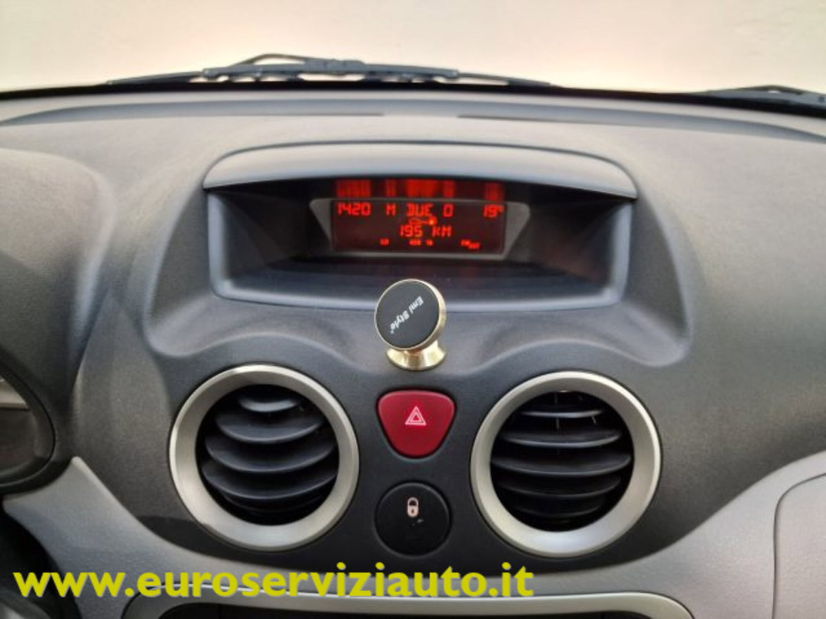Citroen C3 1.4 Exclusive (16)