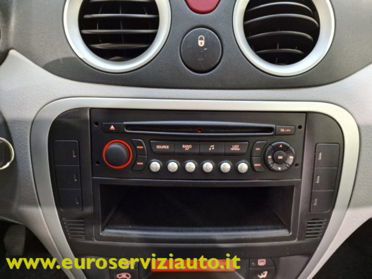 Citroen C3 1.4 Exclusive (17)