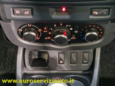 Dacia Duster 1.5 dCi 110CV Start&Stop 4x2 Lauréate (19)
