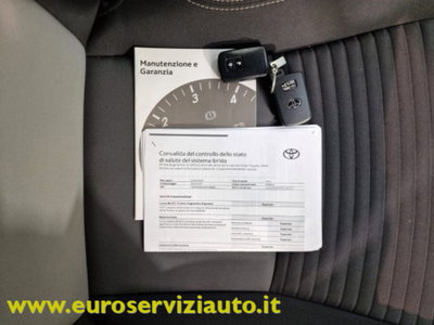 Toyota Yaris 1.5 Hybrid 5 porte Cool (14)