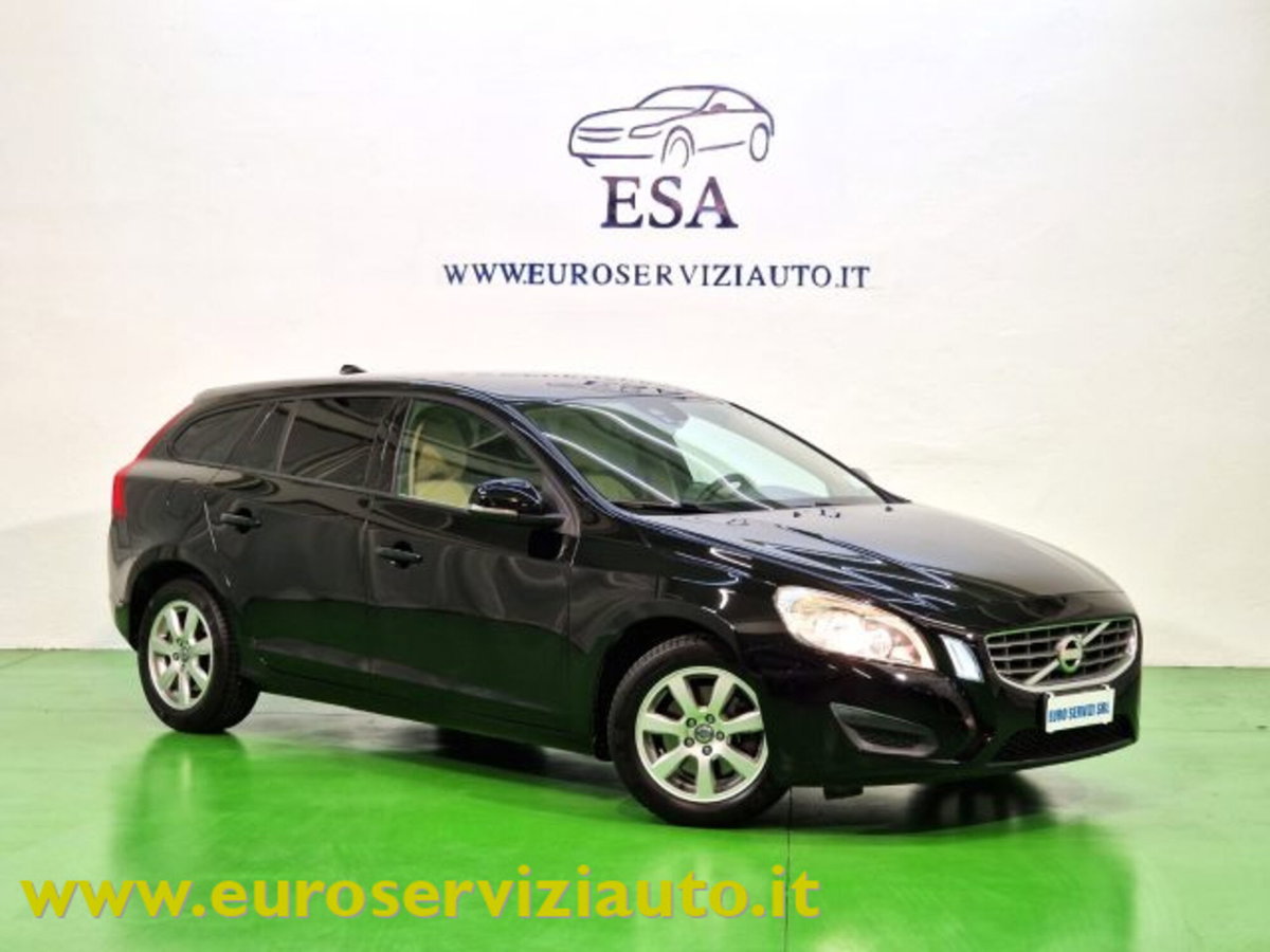 Volvo V60 T3 Powershift Kinetic