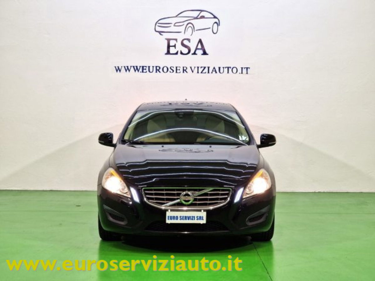 Volvo V60 T3 Powershift Kinetic (7)