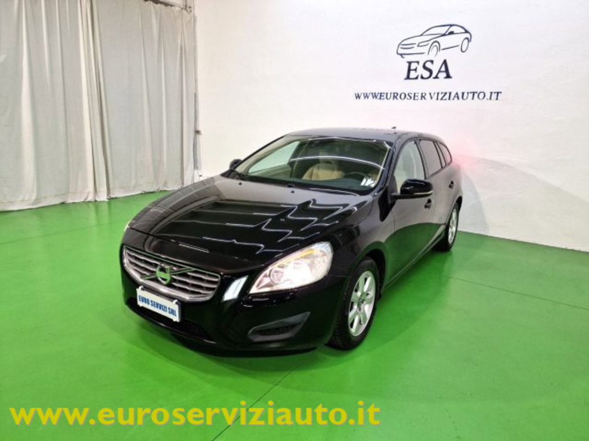 Volvo V60 T3 Powershift Kinetic (8)