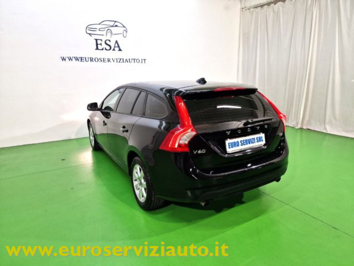 Volvo V60 T3 Powershift Kinetic (9)