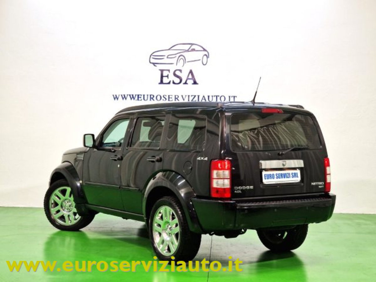 Dodge Nitro 4.0 R/T 4WD (4)