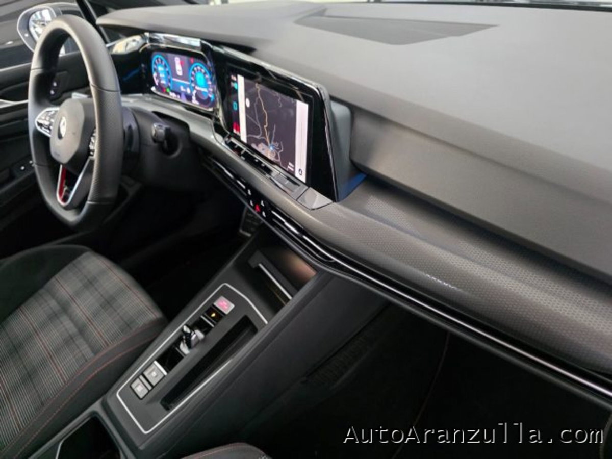 Volkswagen Golf 2.0 tsi GTI MT Ultimate 245cv (17)