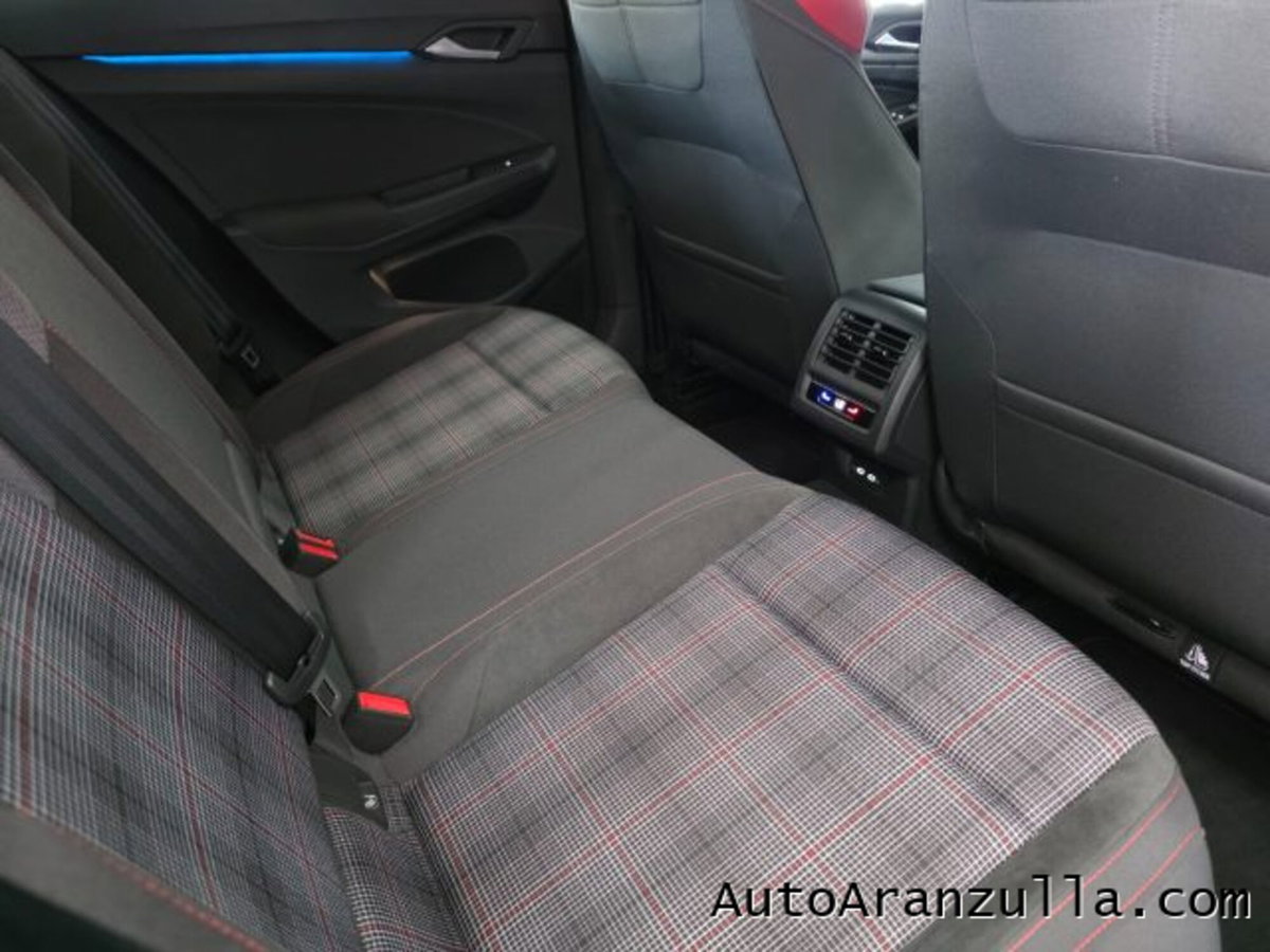 Volkswagen Golf 2.0 tsi GTI MT Ultimate 245cv (19)