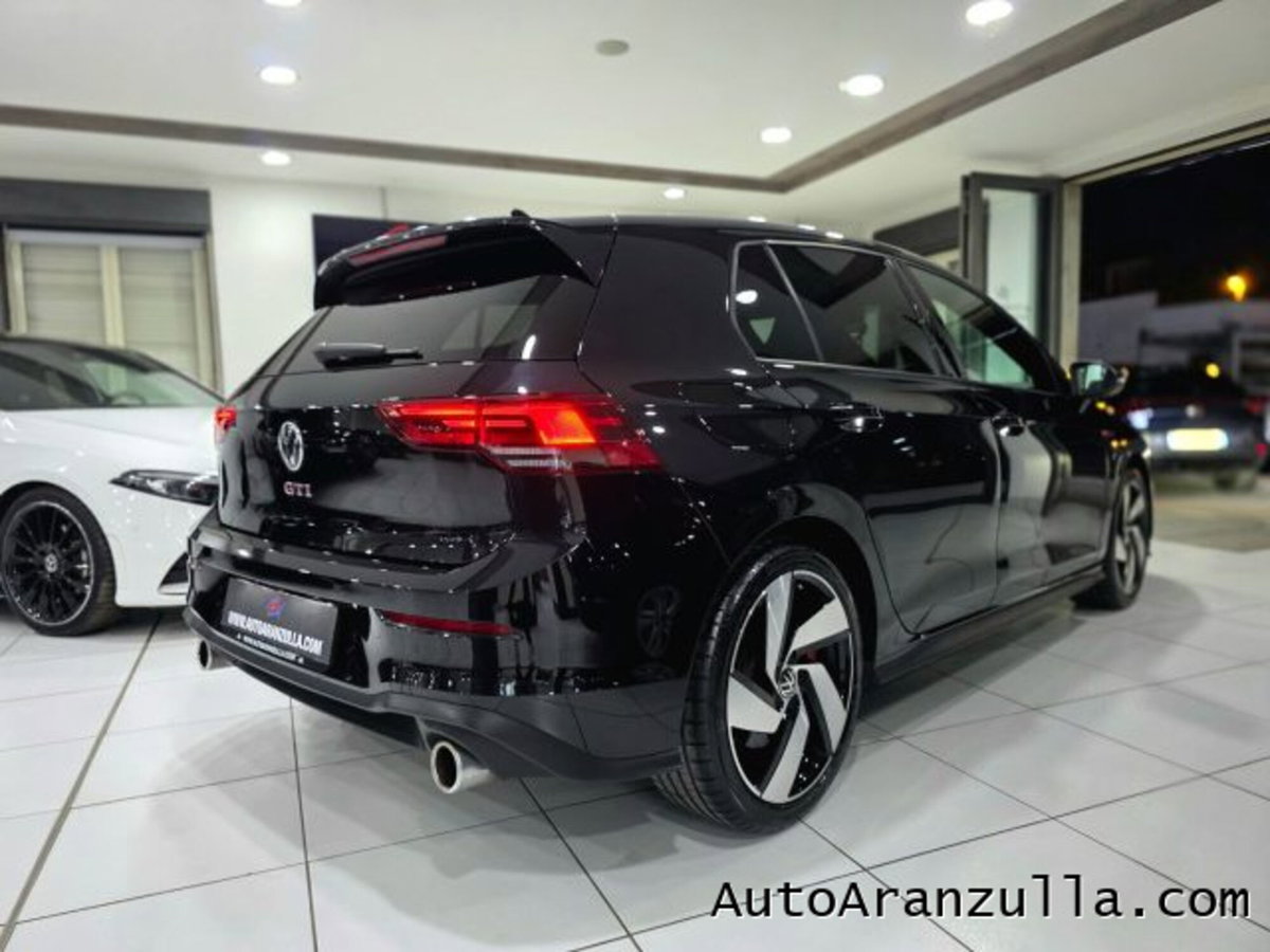 Volkswagen Golf 2.0 tsi GTI MT Ultimate 245cv (4)