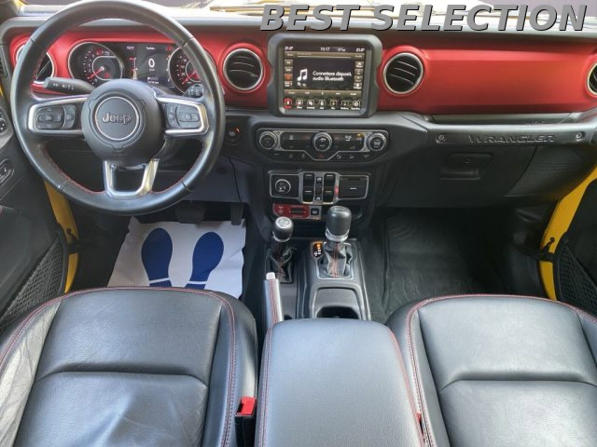 Jeep Wrangler Unlimited 2.0 Turbo Sahara (8)