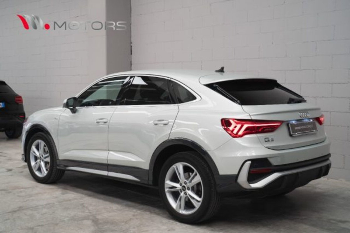 Audi Q3 Sportback Sportback 35 2.0 tdi s-tronic (4)