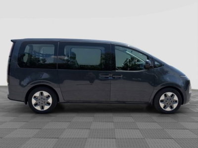Hyundai Staria 2.2 awd auto (6)