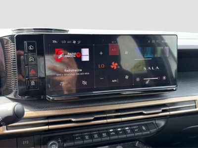 Lancia Ypsilon 1.2 mhev Edizione Cassina e-dct (17)
