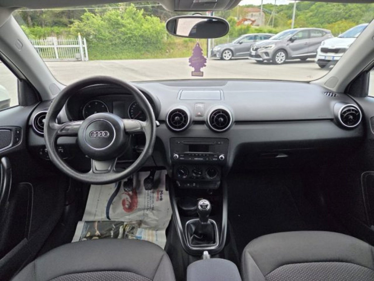 Audi A1 Sportback 1.6 TDI Ambition (18)
