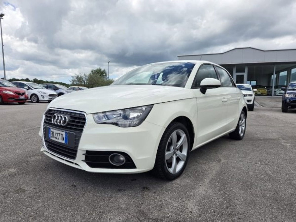 Audi A1 Sportback 1.6 TDI Ambition (2)