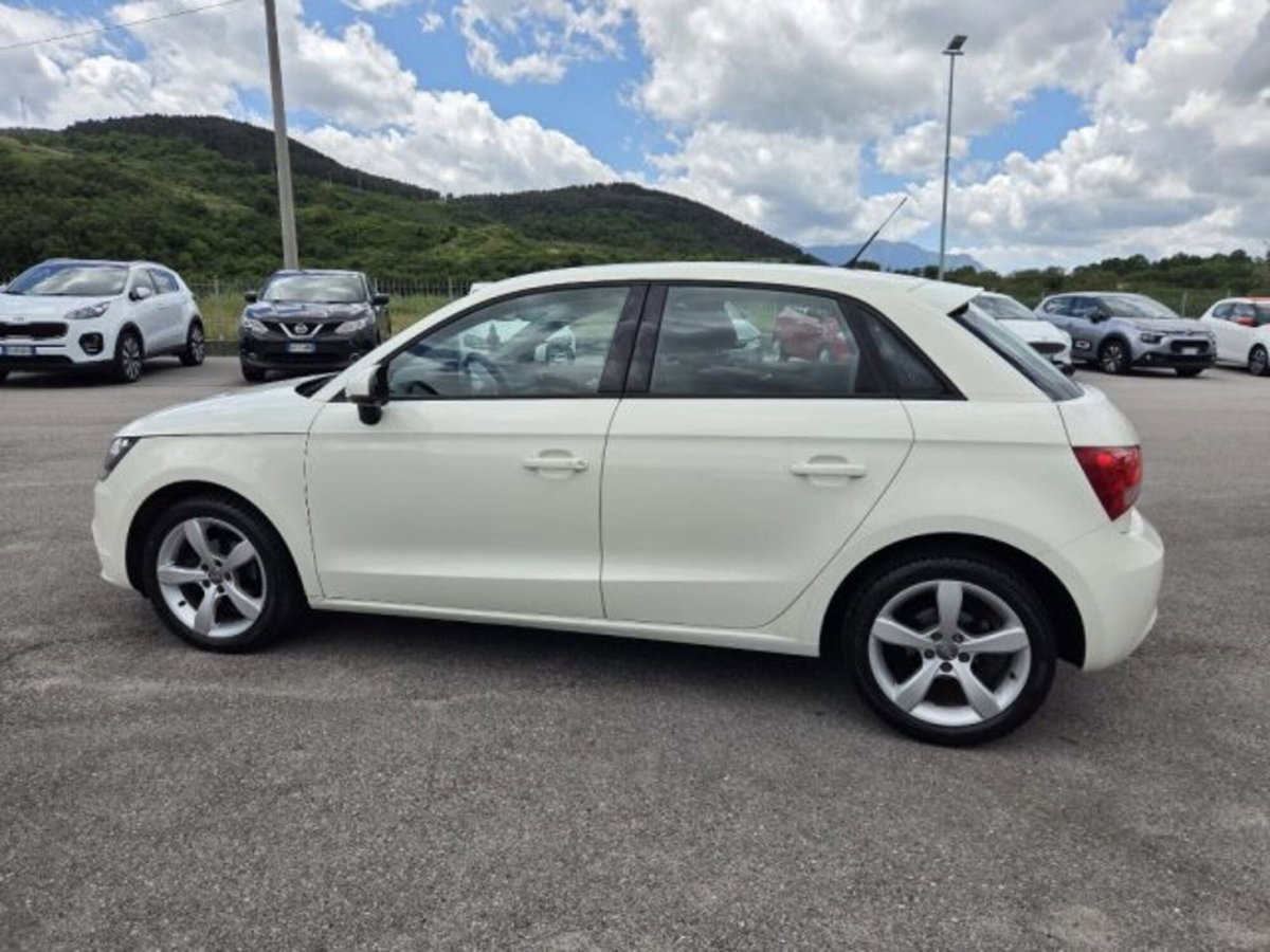 Audi A1 Sportback 1.6 TDI Ambition (6)