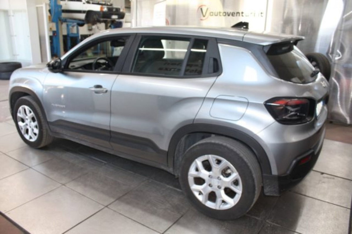 Jeep Avenger 1.2 turbo Altitude fwd 100cv (5)