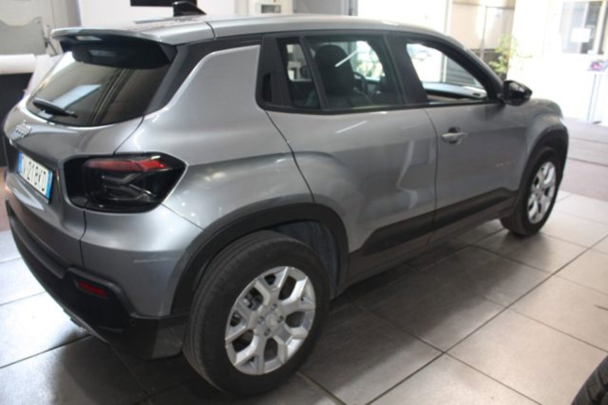Jeep Avenger 1.2 turbo Altitude fwd 100cv (7)