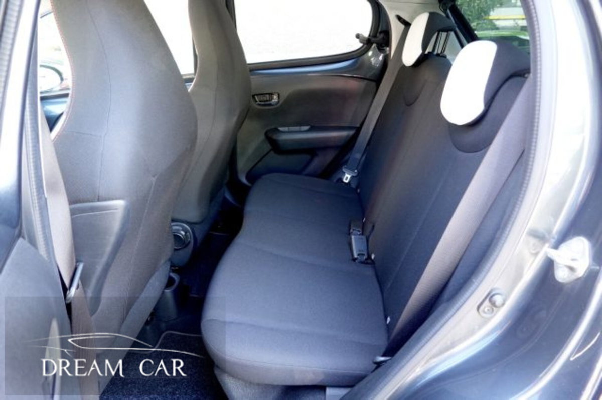 Citroen C1 C1 VTi 72 5 porte Live (11)