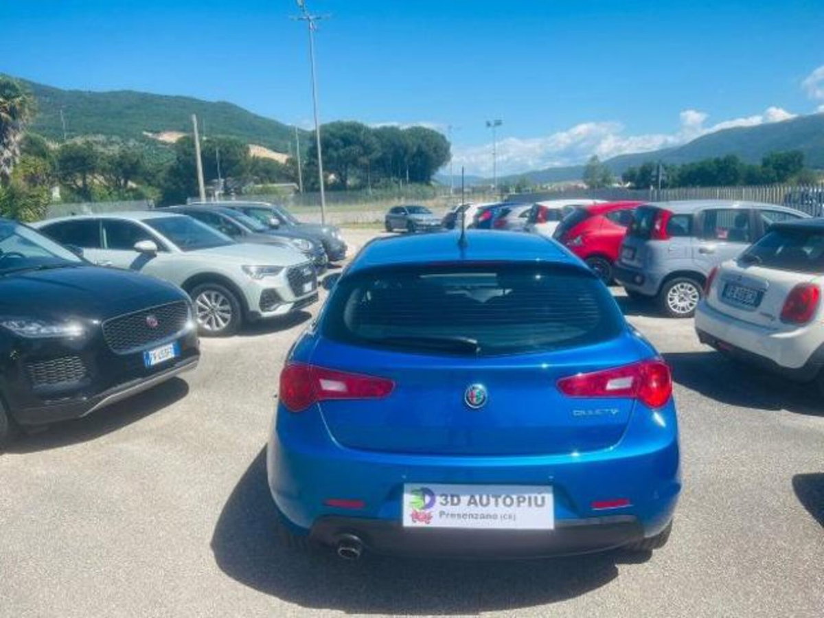 Alfa Romeo Giulietta 1.6 JTDm Super 120cv (11)