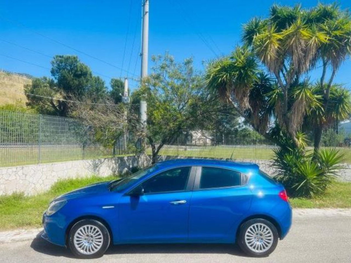 Alfa Romeo Giulietta 1.6 JTDm Super 120cv (15)