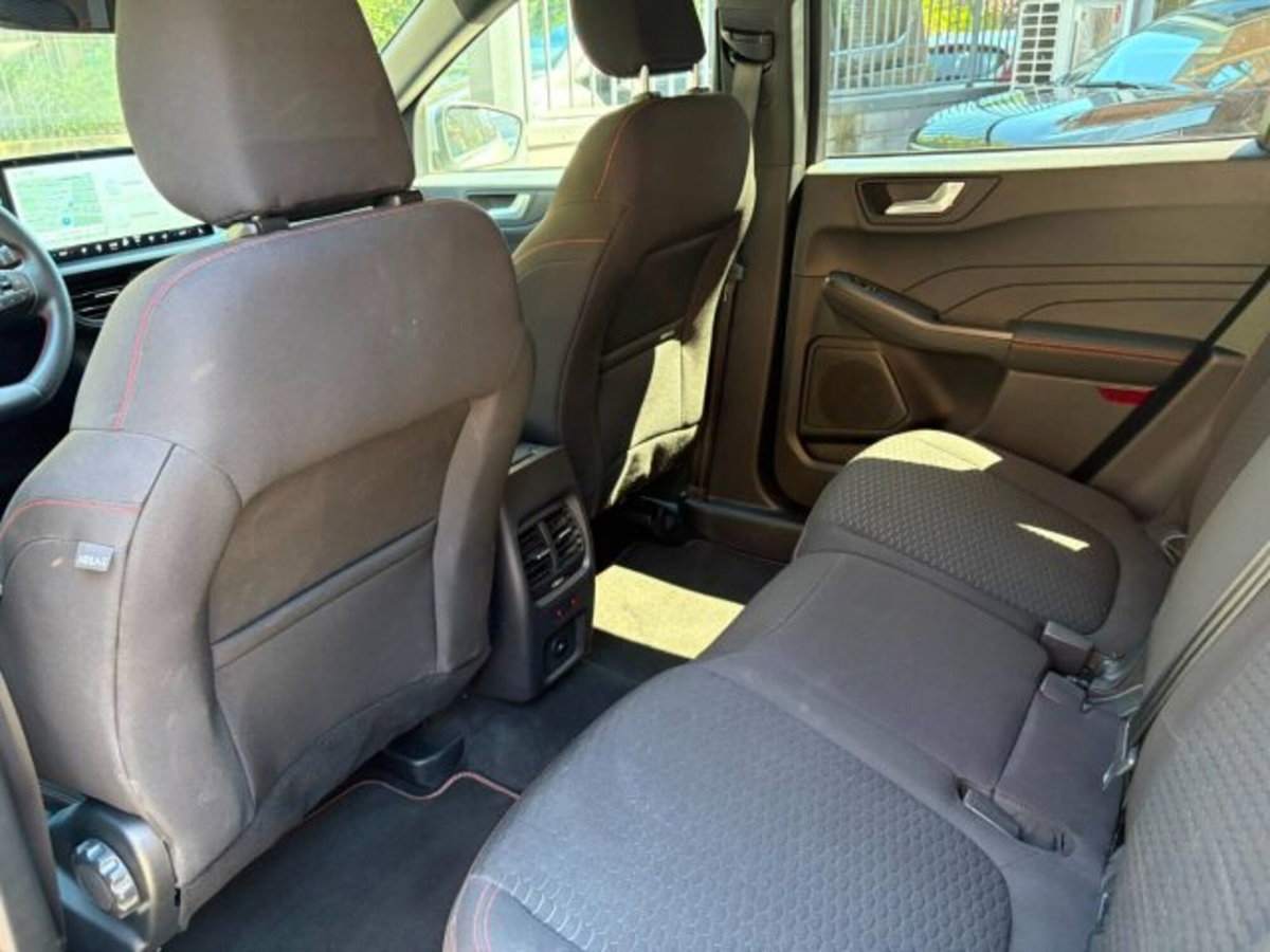 Ford Kuga 2.5 Full Hybrid 190 CV CVT 2WD ST-Line Design (15)