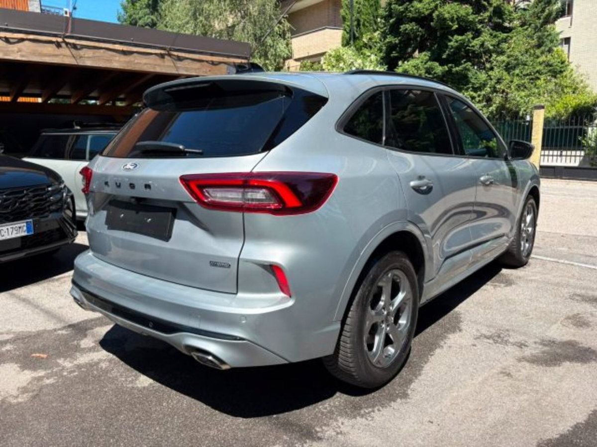 Ford Kuga 2.5 Full Hybrid 190 CV CVT 2WD ST-Line Design (4)