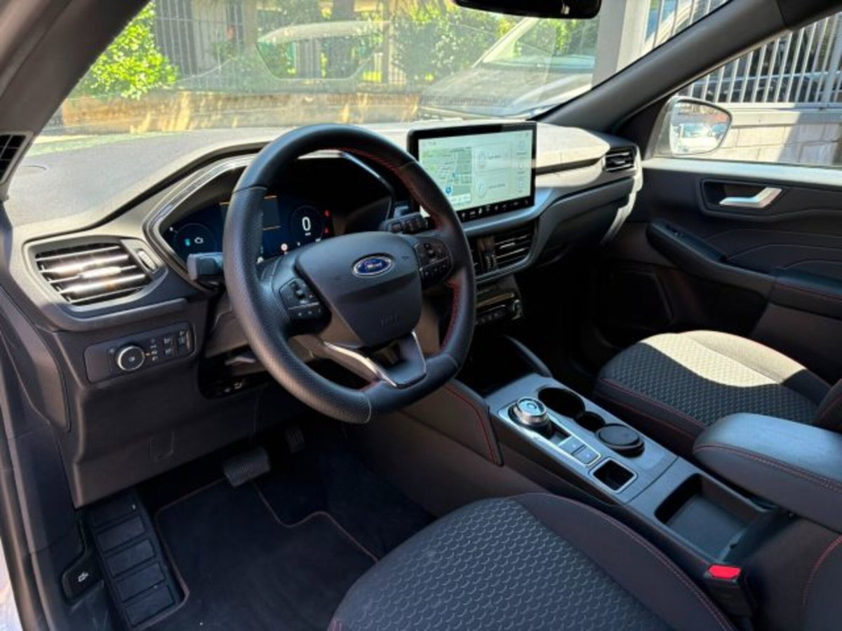 Ford Kuga 2.5 Full Hybrid 190 CV CVT 2WD ST-Line Design (6)