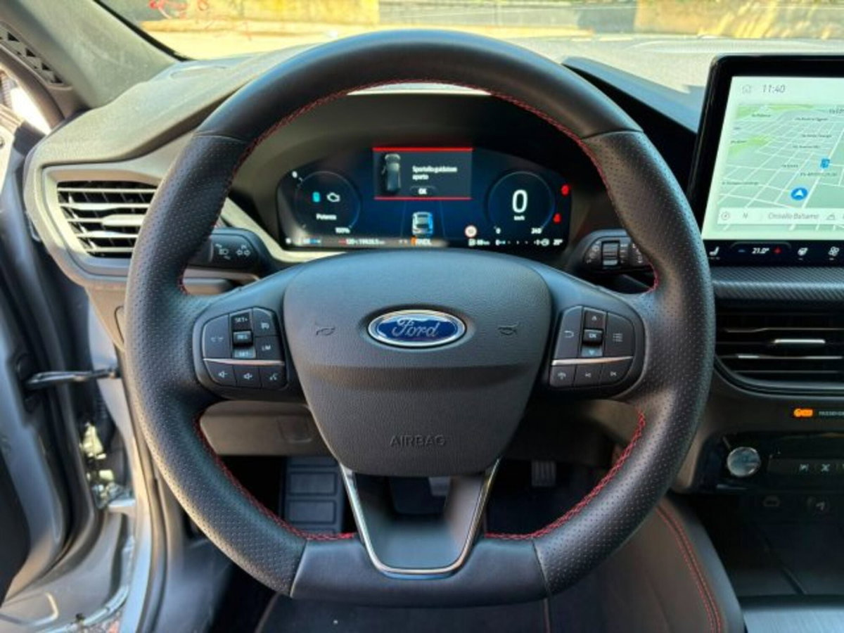 Ford Kuga 2.5 Full Hybrid 190 CV CVT 2WD ST-Line Design (9)