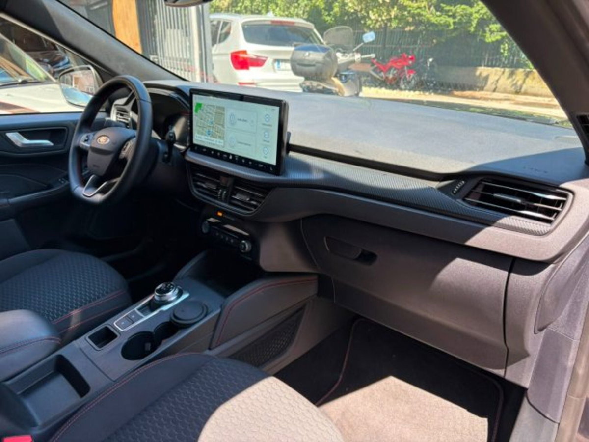 Ford Kuga 2.5 Full Hybrid 190 CV CVT 2WD ST-Line X (8)