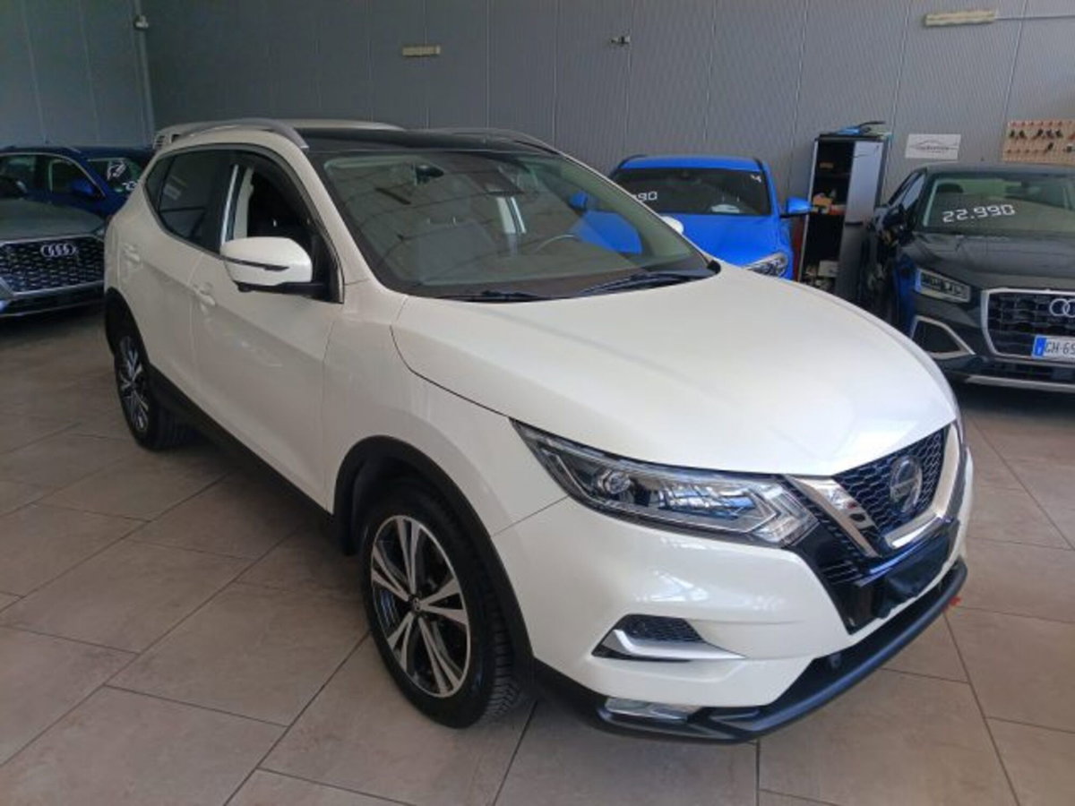 Nissan Qashqai 1.5 dCi 115 CV Tekna (2)