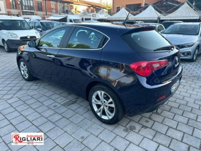 Alfa Romeo Giulietta 1.6 JTDm-2 Giulietta (9)