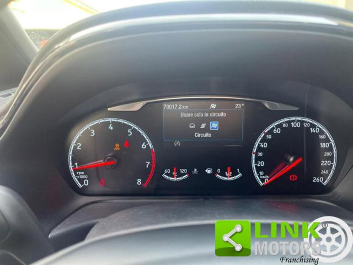 Ford Fiesta 1.5 Ecoboost 200 CV 5 porte ST (14)