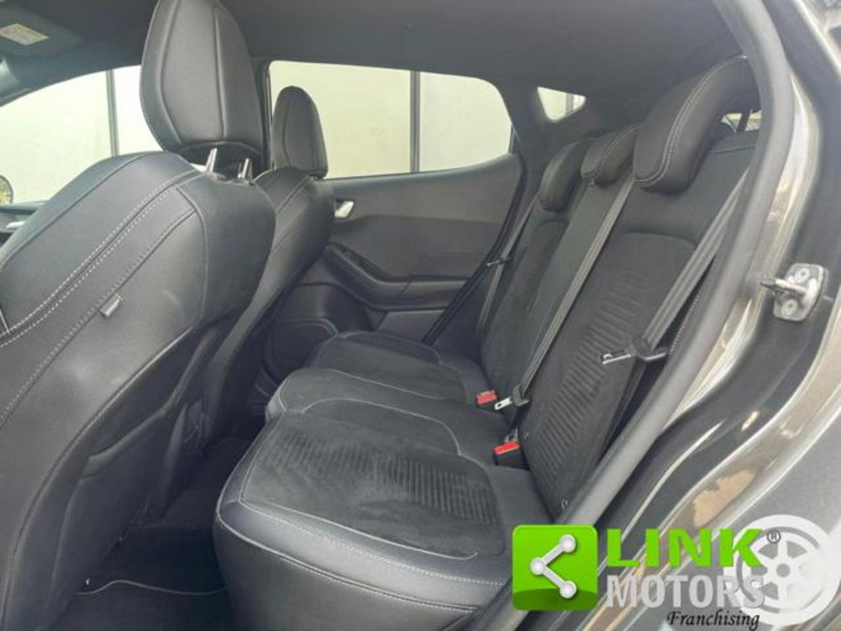 Ford Fiesta 1.5 Ecoboost 200 CV 5 porte ST (9)