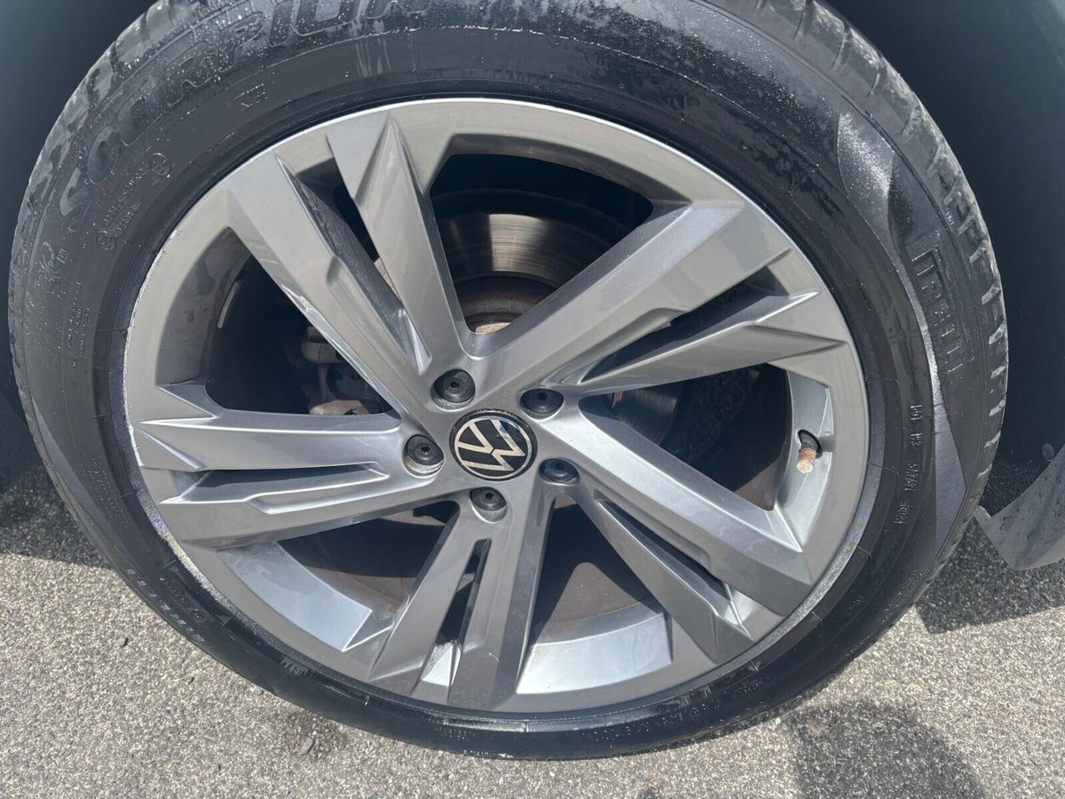 Volkswagen Tiguan 2.0 TDI 150 CV SCR DSG 4MOTION R-Line (6)